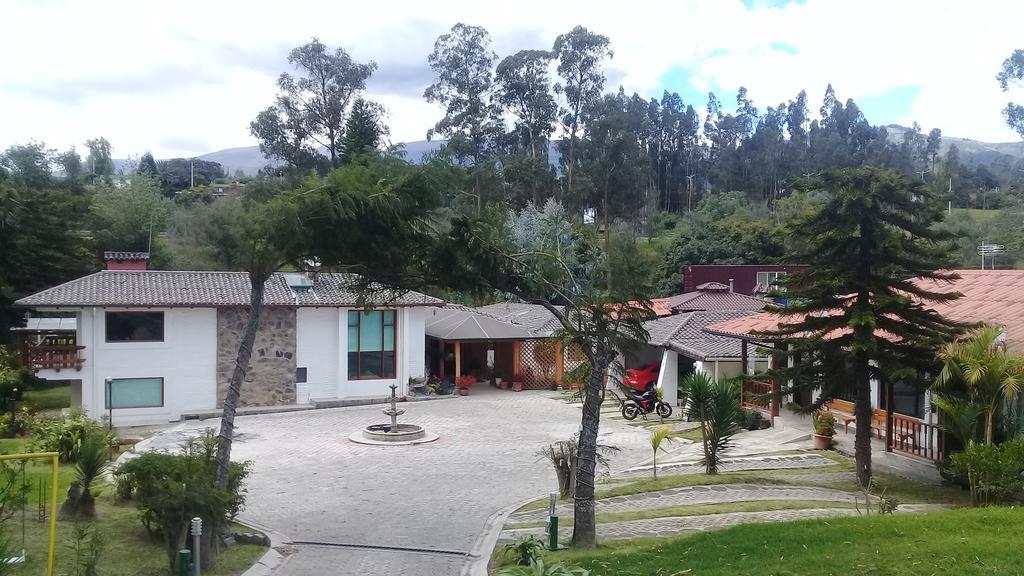 Hosteria Quinta Emilia Κίτο Εξωτερικό φωτογραφία