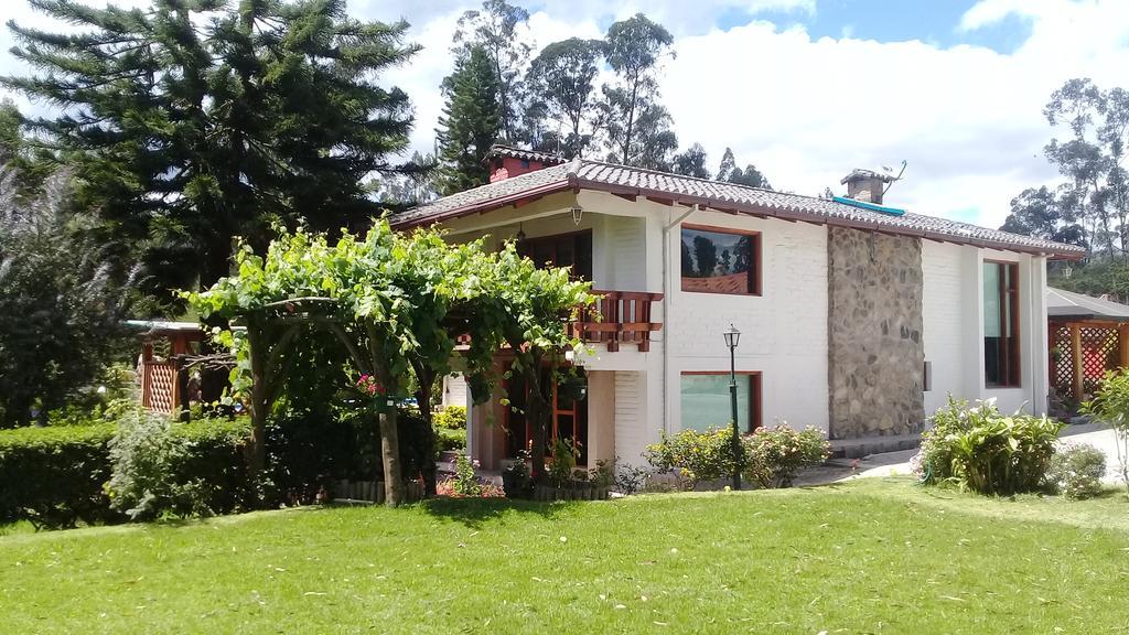 Hosteria Quinta Emilia Κίτο Εξωτερικό φωτογραφία
